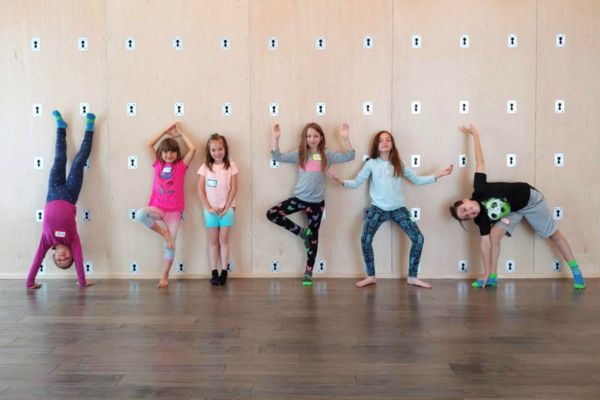 kids yoga classes at shwet yoga classes in thane west
